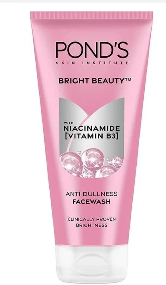 Pond's Bright Beauty Spot-Less Glow Face Wash